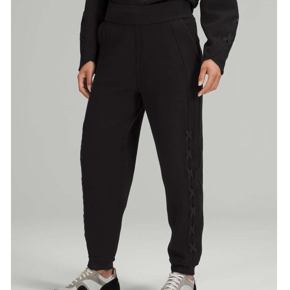 Lululemon Womens Braided Detail High Rise Joggers Size 6 Black Lounge Comfort